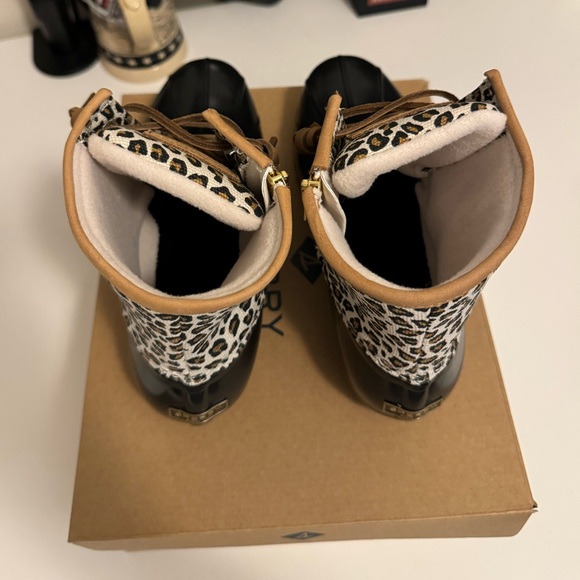 Sperry Saltwater Animal Multi Duck Boots Size 9.5 Leopard - Picture 5 of 7
